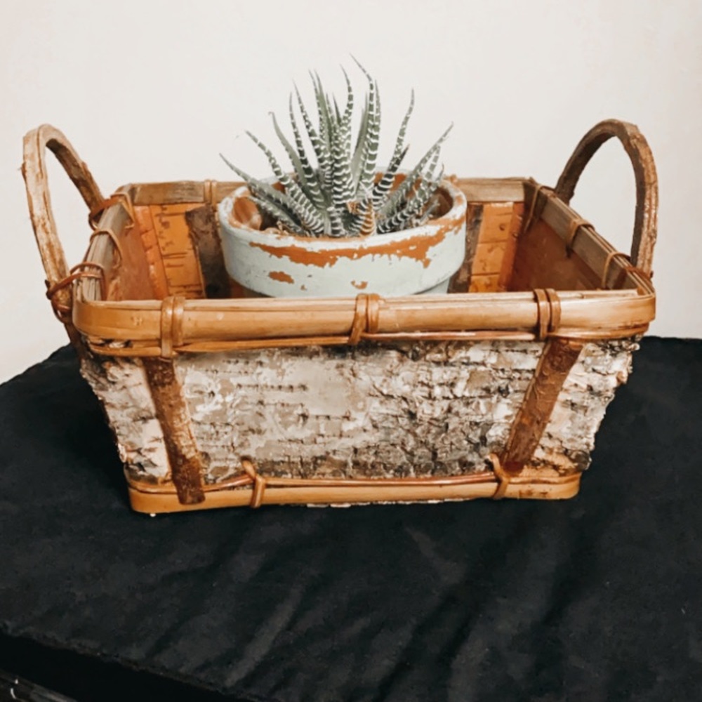 Basket - Picture 2 of 5